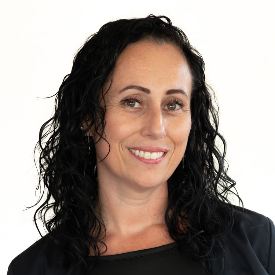 Julie – Assistante administrative